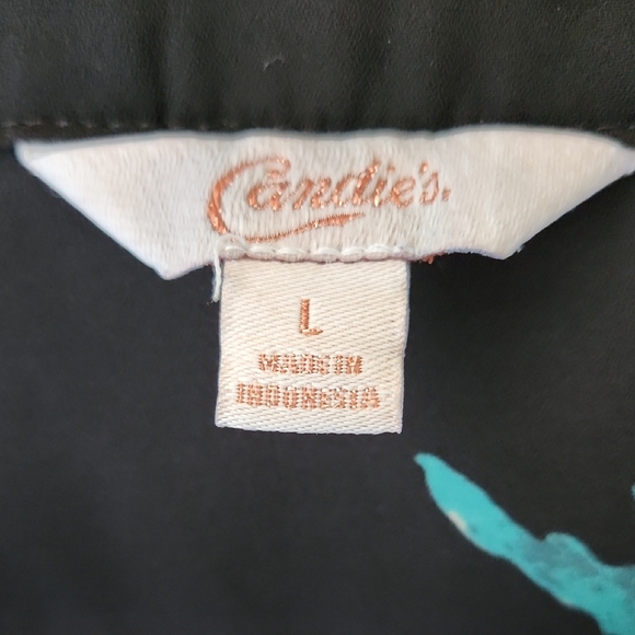 Candie's Black Floral Blouse Long Sleeve 1/4 Zip Front Slots on Shoulder  Sz L - Picture 2 of 15